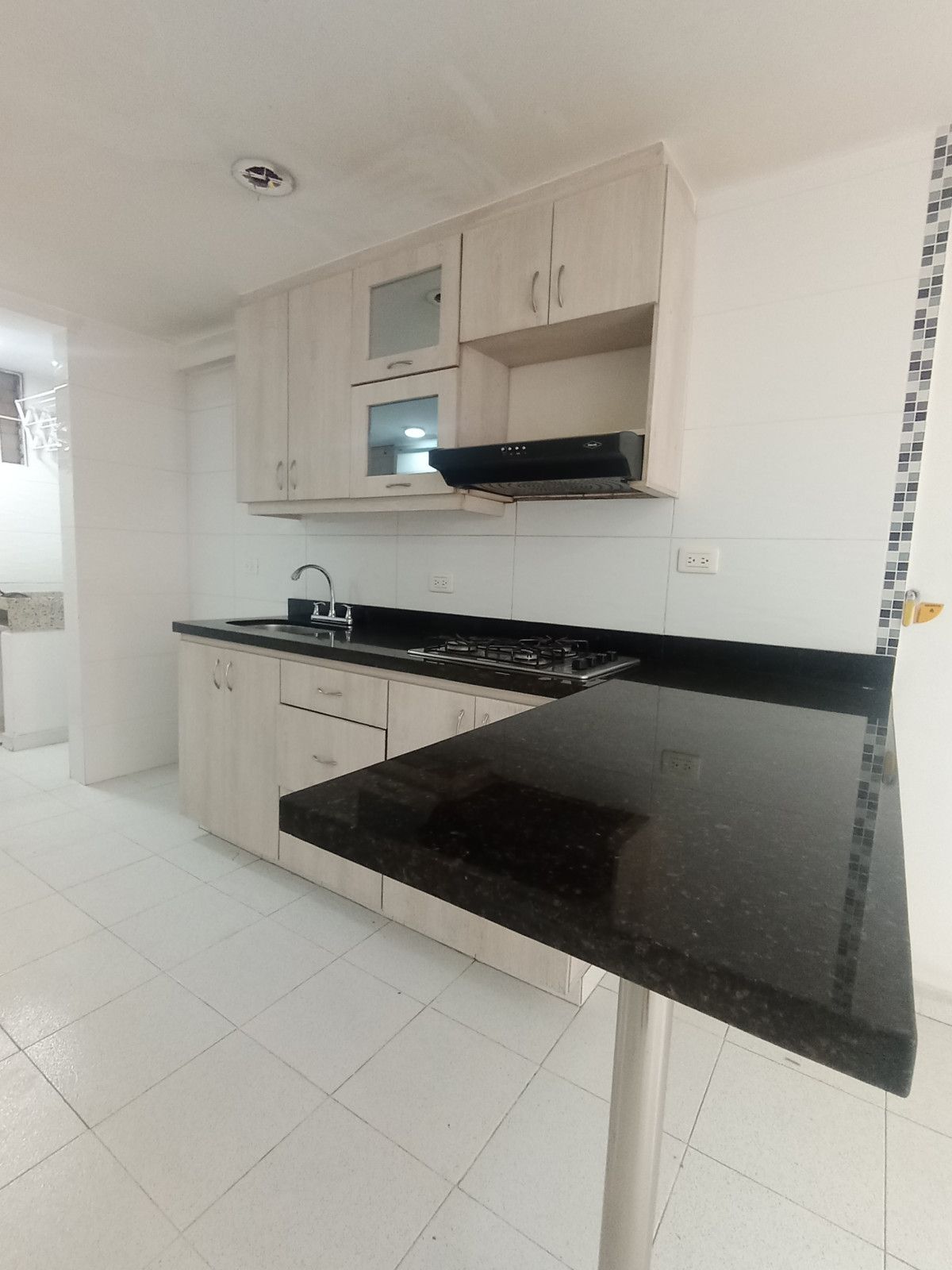 Apartaestudio en venta Antioquia Medellín Alejandro Echavarria 46 m2 Habitaciones 1 Baños 1 Garajes 1 Precio $297000000