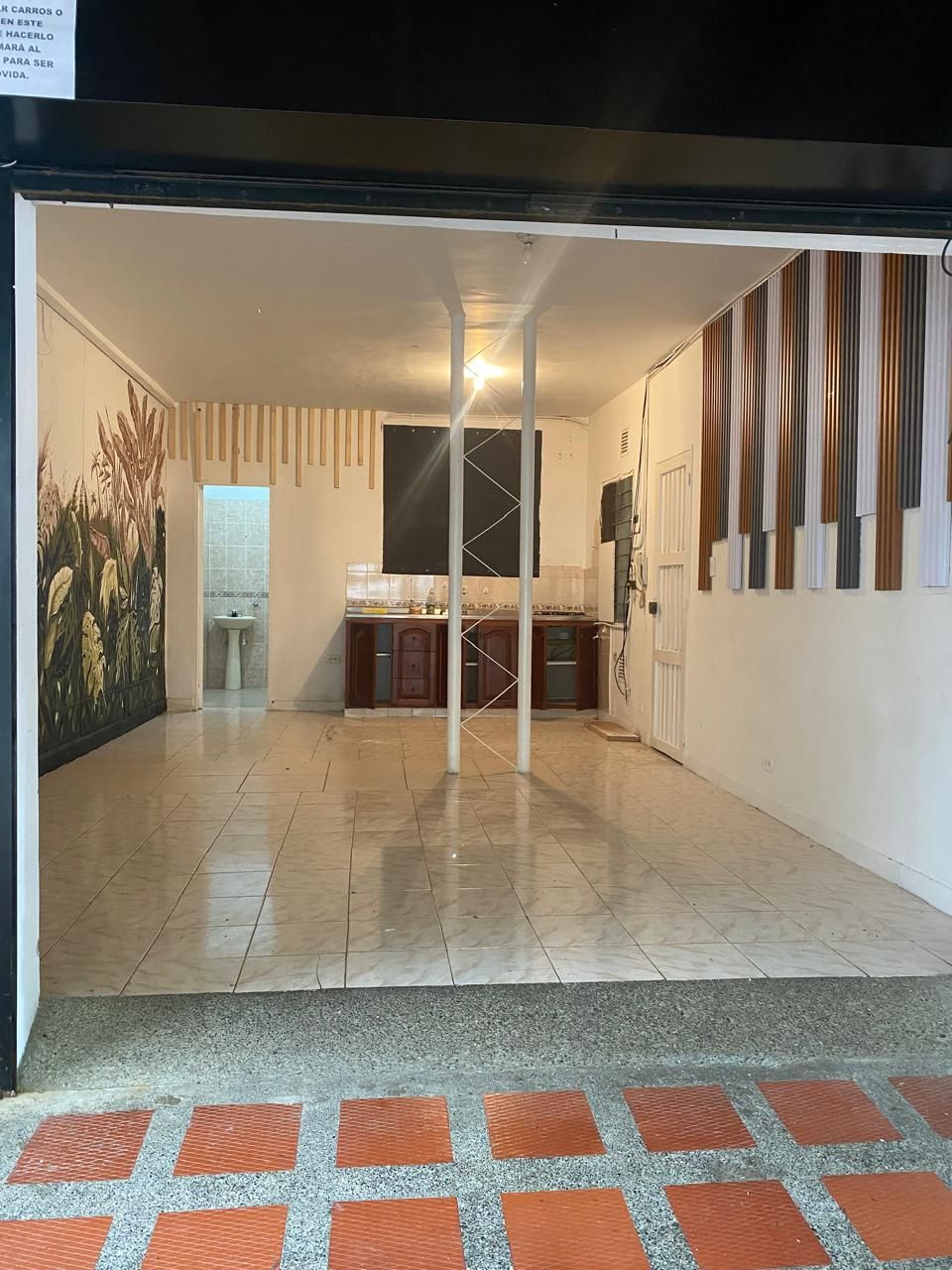 Local Comercial en arriendo Antioquia Medellín Bolivariana 30 m2 Habitaciones 0 Baños 1 Garajes 0 Precio $2142000