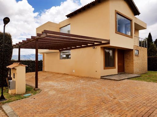 Casa en venta Cundinamarca Cajicá Vda Chuntame 205 m2 Habitaciones 3 Baños 5 Garajes 1 Precio $1485000000