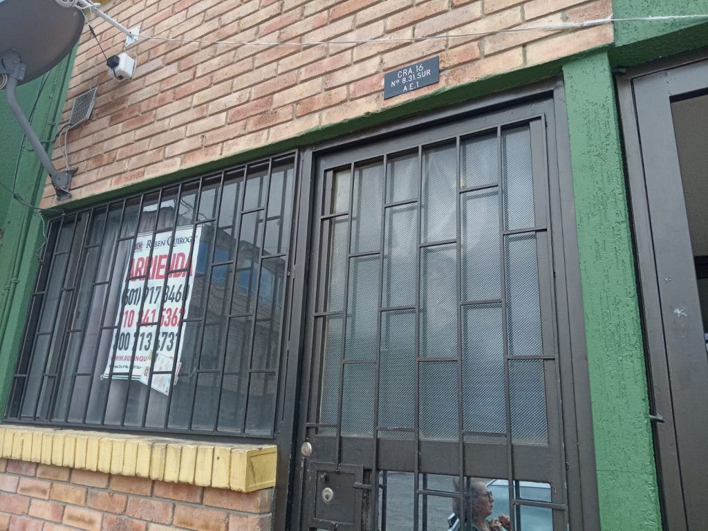 Apartaestudio en arriendo Cundinamarca Bogotá Voto Nacional 25 m2 Habitaciones 1 Baños 1 Garajes 0 Precio $800000