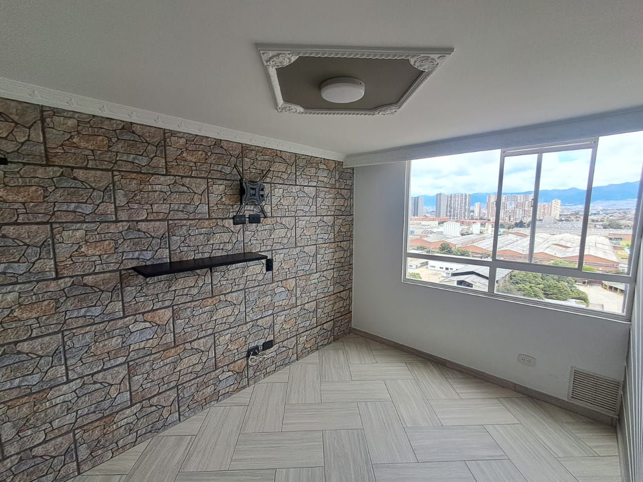 Apartamento en arriendo Cundinamarca Bogotá India Catalina 43 m2 Habitaciones 3 Baños 1 Garajes 0 Precio $1250000