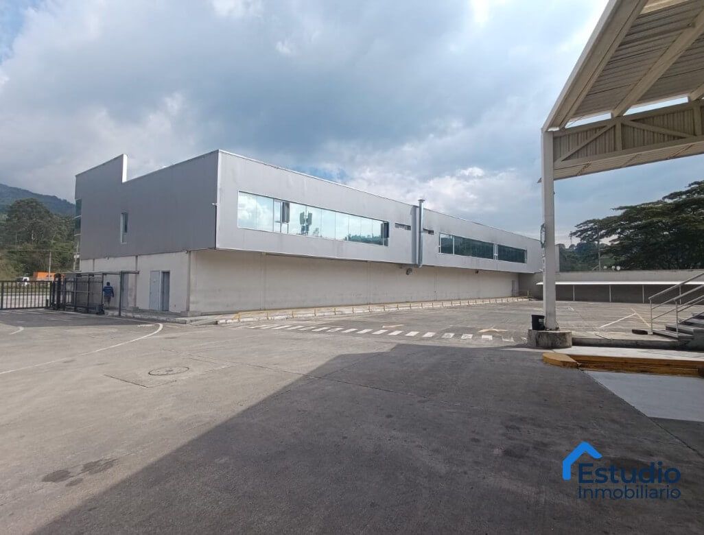 Bodega en arriendo Antioquia Caldas Estrella 12558 m2 Habitaciones 0 Baños 1 Garajes 0 Precio $200980002