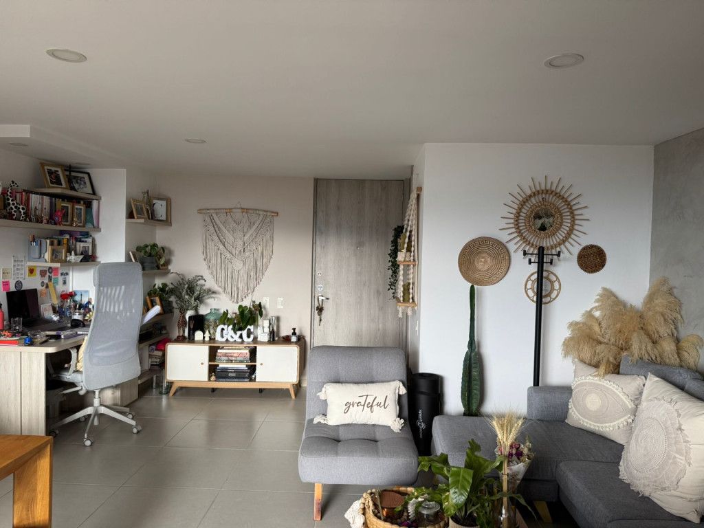 Apartamento en arriendo Antioquia Envigado El Chinguí 78 m2 Habitaciones 3 Baños 2 Garajes 1 Precio $3500000