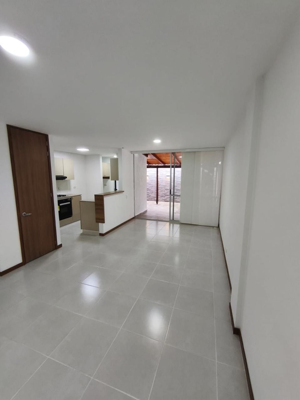 Casa en venta Valle Del Cauca Jamundí Cr Jilgero 120 m2 Habitaciones 3 Baños 3 Garajes 2 Precio $395000