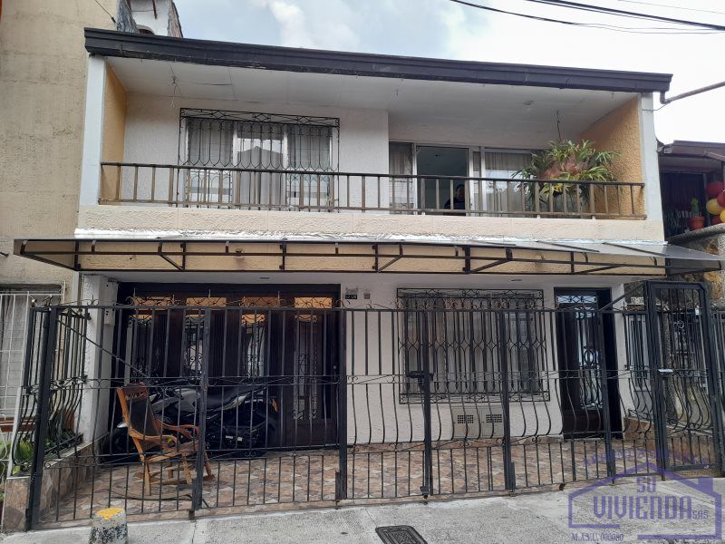 Casa en venta Antioquia Medellín La Colina 176 m2 Habitaciones 6 Baños 1 Garajes 0 Precio $670000000