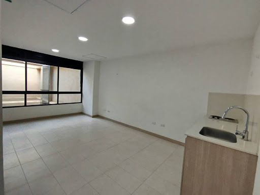 Oficina en arriendo Antioquia Medellín Estadio 32 m2 Habitaciones 0 Baños 1 Garajes 0 Precio $2300000