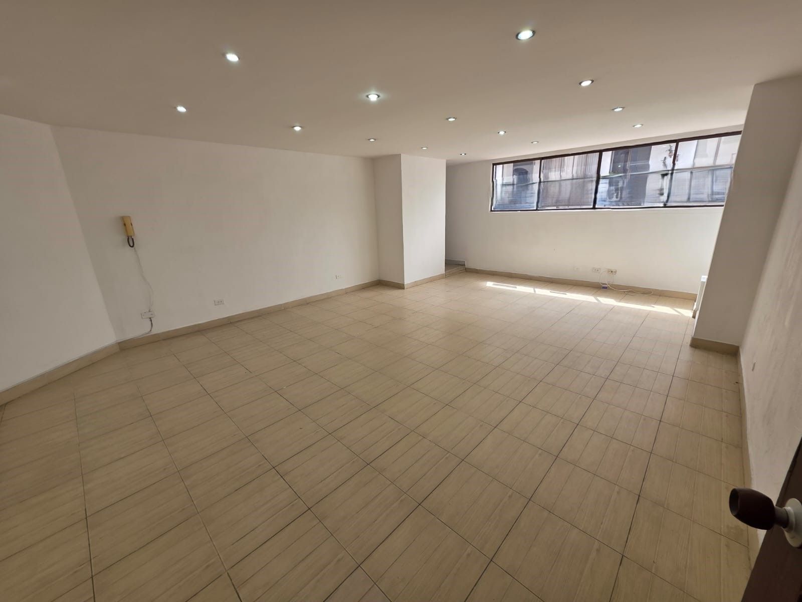 Oficina en arriendo Risaralda Pereira Jardin De Velez Y Velez 43 m2 Habitaciones 0 Baños 1 Garajes 0 Precio $1650000