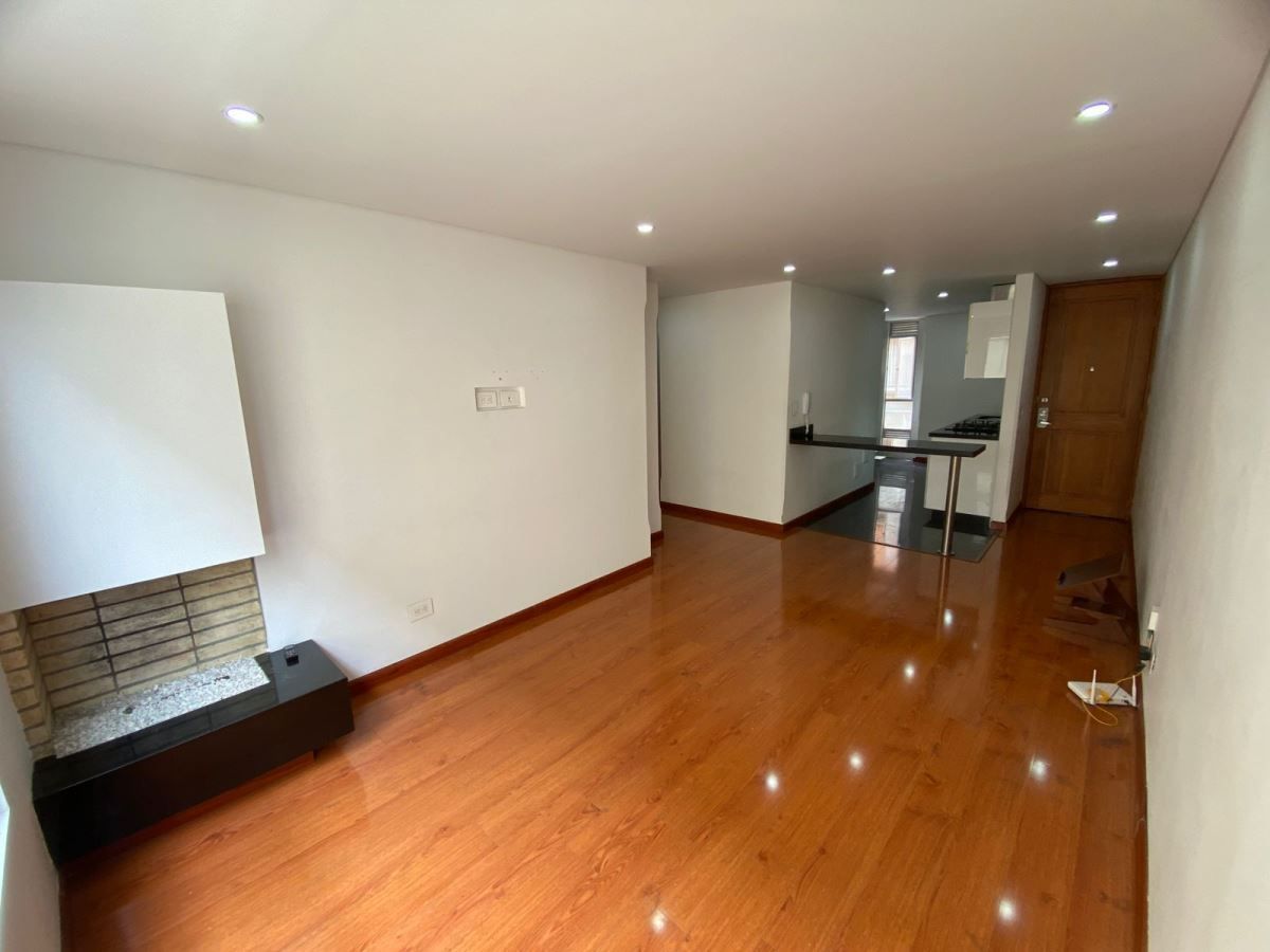 Apartamento en arriendo Cundinamarca Bogotá Quinta Camacho 63 m2 Habitaciones 2 Baños 2 Garajes 2 Precio $3400000