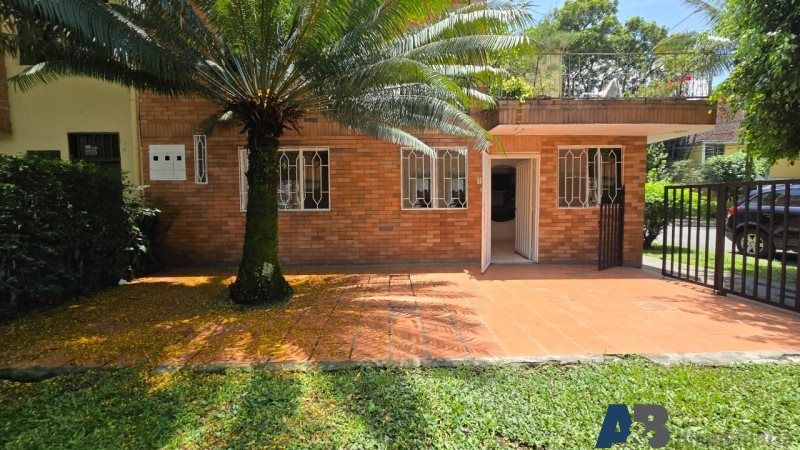Casa en arriendo Antioquia Medellín Fatima 100 m2 Habitaciones 3 Baños 2 Garajes 0 Precio $3000000