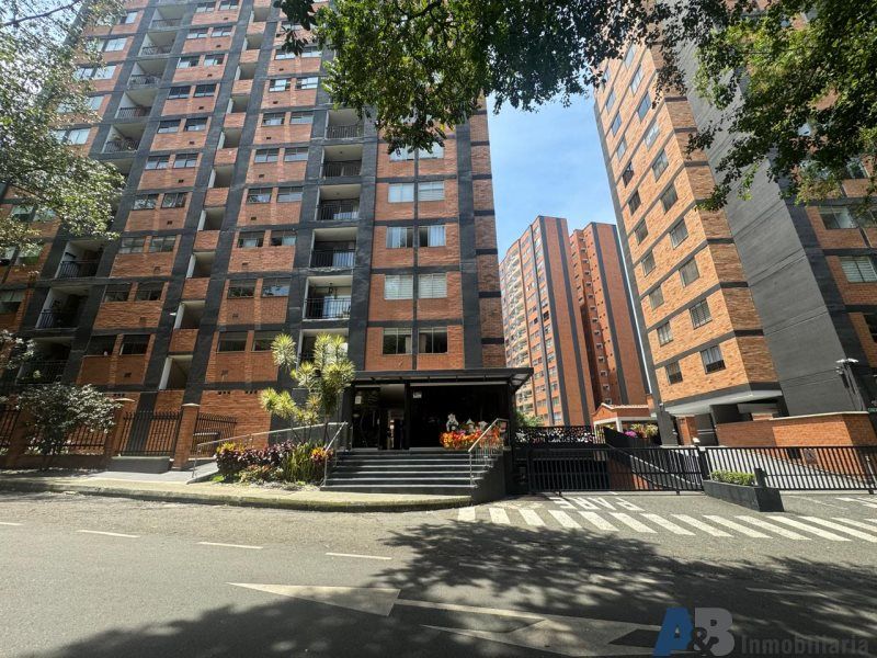 Apartamento en venta Antioquia Envigado Jardines 120 m2 Habitaciones 4 Baños 2 Garajes 0 Precio $825000000