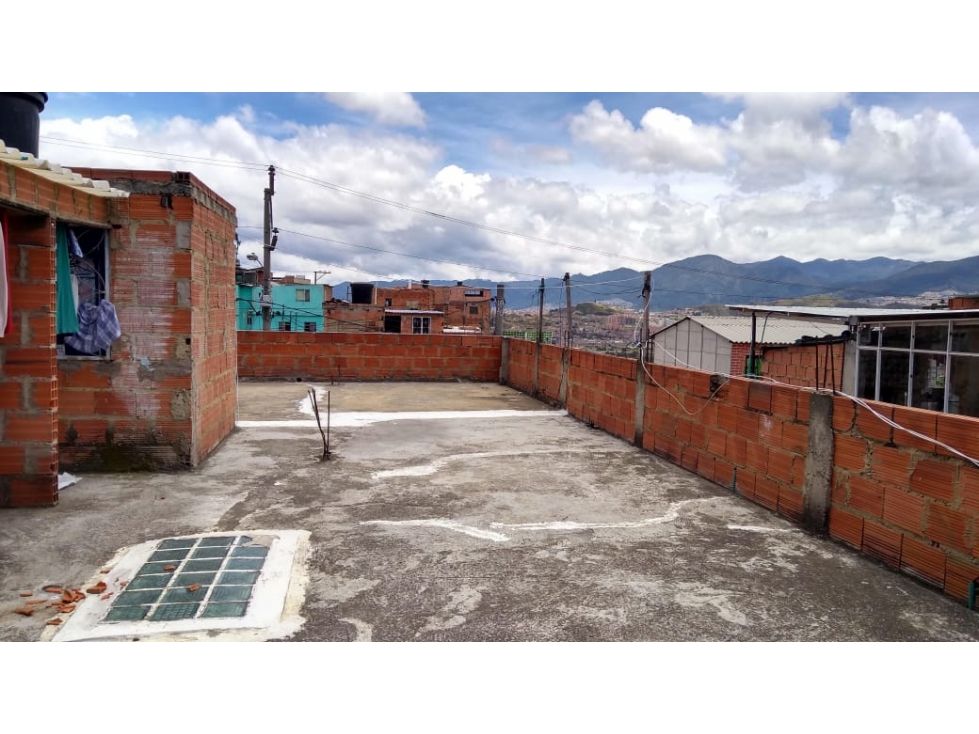 Casa en venta Cundinamarca Bogotá Candelaria La Nueva Ii Sector 504 m2 Habitaciones 10 Baños 4 Garajes 0 Precio $260000000