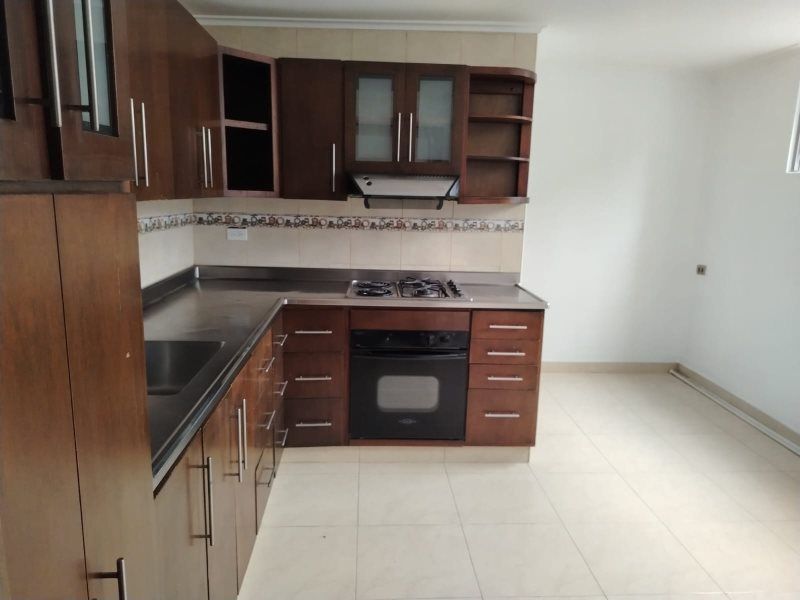 Apartamento en arriendo o venta Antioquia Envigado La Orquídea 130 m2 Habitaciones 3 Baños 2 Garajes 1 Precio venta $680000000 Precio arriendo $4000000