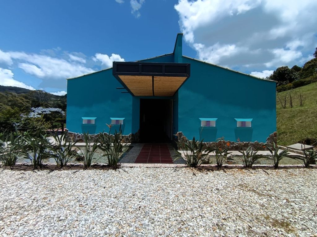 Finca en arriendo Antioquia Rionegro Centro 2 m2 Habitaciones 3 Baños 4 Garajes 6 Precio $8850000