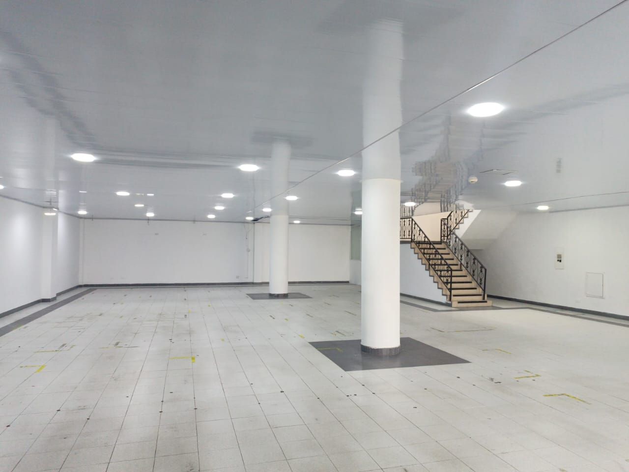 Local en arriendo Risaralda Pereira Jardin De Velez Y Velez 900 m2 Habitaciones 0 Baños 3 Garajes 0 Precio $25000000