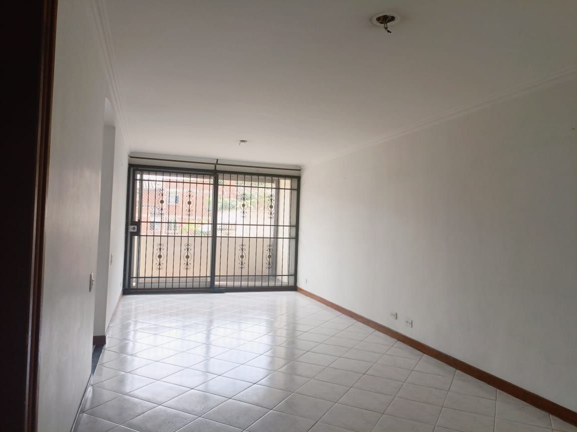 Apartamento en venta Antioquia Medellín La Palma 110 m2 Habitaciones 3 Baños 2 Garajes 2 Precio $640000000