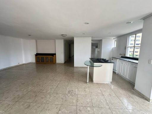 Apartamento en arriendo Antioquia Medellín Alejandria 180 m2 Habitaciones 3 Baños 5 Garajes 2 Precio $6500000