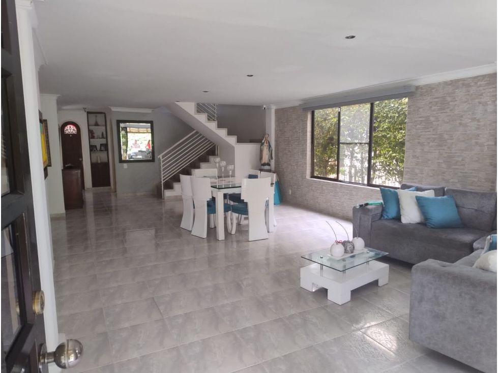 Casa Campestre en venta Valle Del Cauca Cartago Cn Los Potrillos 523 m2 Habitaciones 5 Baños 4 Garajes 3 Precio $900000000