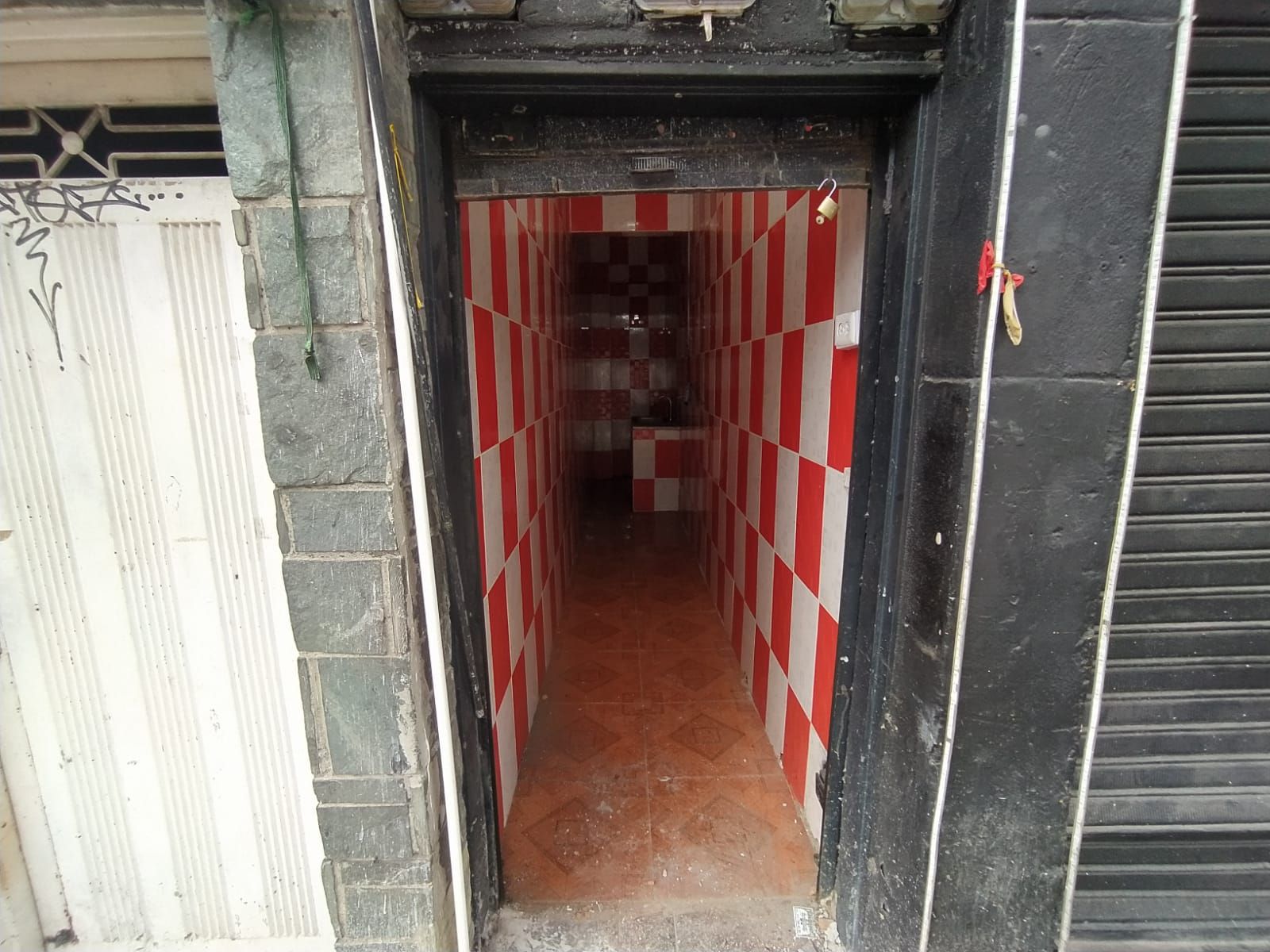 Local en arriendo Antioquia Medellín Boston 10 m2 Habitaciones 0 Baños 1 Garajes 0 Precio $1300000