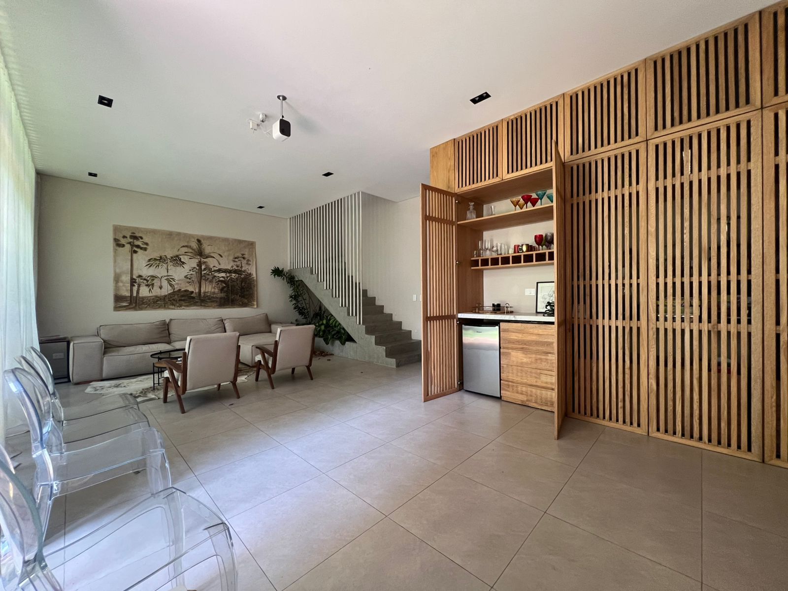 Casa en arriendo Antioquia Medellín La Linde 330 m2 Habitaciones 3 Baños 5 Garajes 2 Precio $20000000