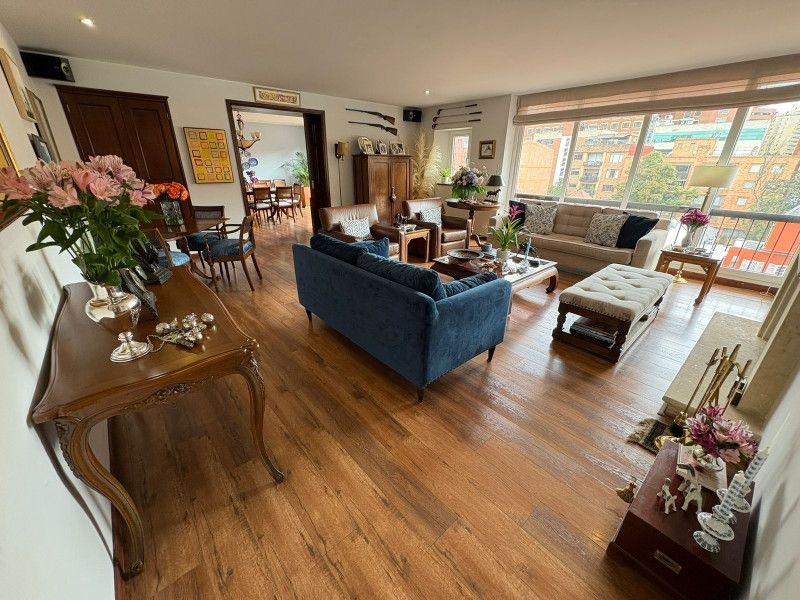 Apartamento en arriendo Cundinamarca Bogotá Emaus 326 m2 Habitaciones 4 Baños 4 Garajes 4 Precio $15900000