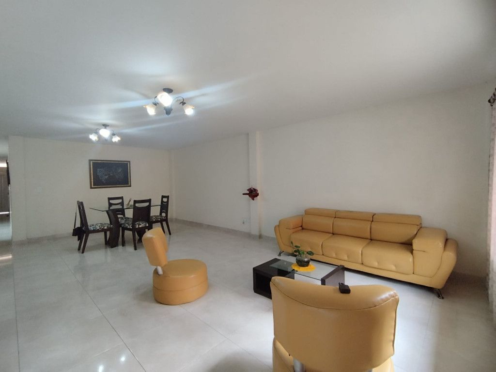 Casa en venta Valle Del Cauca Yumbo Yumbo 547 m2 Habitaciones 9 Baños 4 Garajes 1 Precio $1400000000