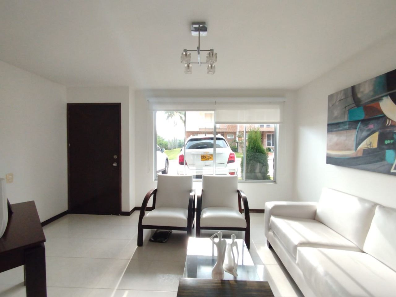 Casa en arriendo o venta Risaralda Pereira Los Alamos 153 m2 Habitaciones 3 Baños 3 Garajes 2 Precio venta $950000000 Precio arriendo $5900000
