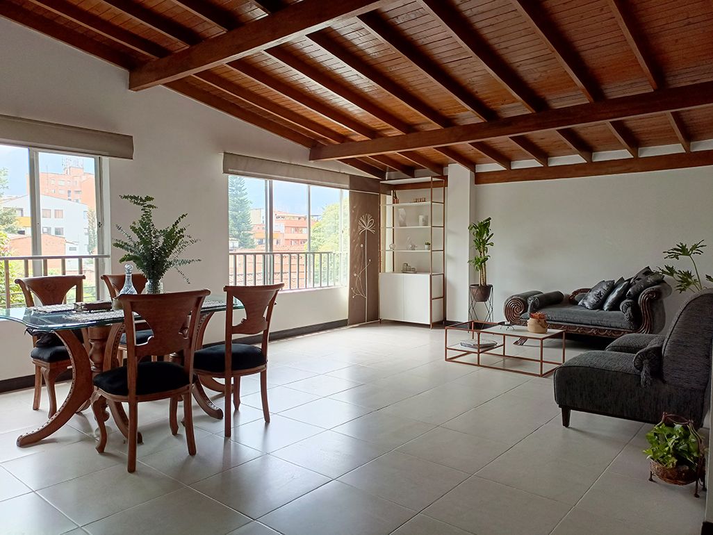 Apartamento en arriendo Antioquia Medellín Rosales 164 m2 Habitaciones 4 Baños 3 Garajes 0 Precio $6400000