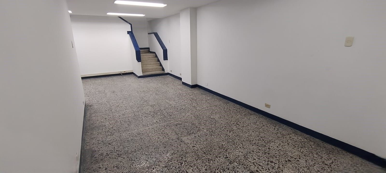 Local en venta Risaralda Pereira Jardin De Velez Y Velez 124 m2 Habitaciones 0 Baños 1 Garajes 0 Precio $395000000