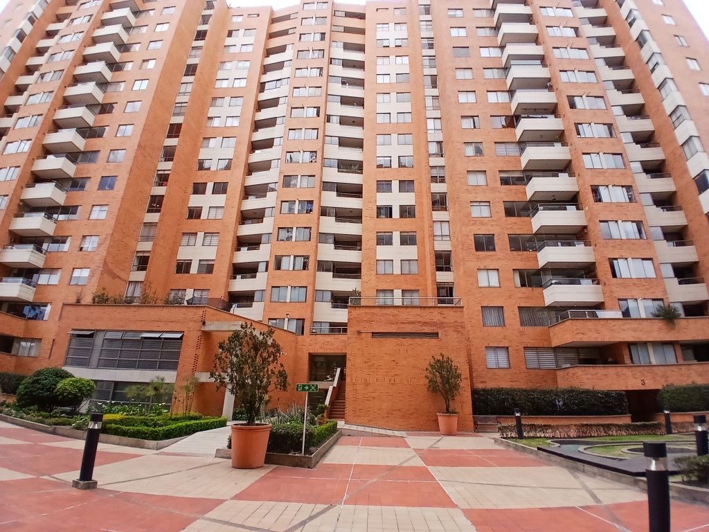 Apartamento en venta Cundinamarca Bogotá Santa Ana Occidental 152 m2 Habitaciones 3 Baños 4 Garajes 2 Precio $1550000000