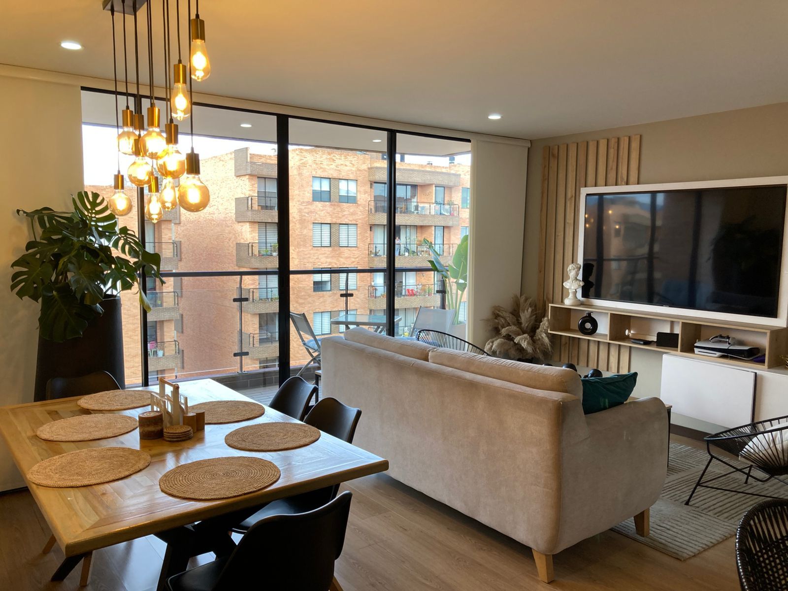 Apartamento en arriendo Cundinamarca Chía Br Santa Maria De Los Lagos 108 m2 Habitaciones 3 Baños 3 Garajes 2 Precio $3500000