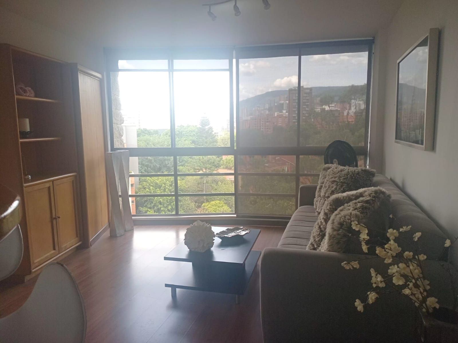 Apartamento en arriendo Antioquia Medellín La Aguacatala 30 m2 Habitaciones 1 Baños 1 Garajes 1 Precio $3600000