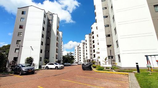 Apartamento en venta Risaralda Pereira Travesura-la Churria 77 m2 Habitaciones 3 Baños 2 Garajes 1 Precio $310000000