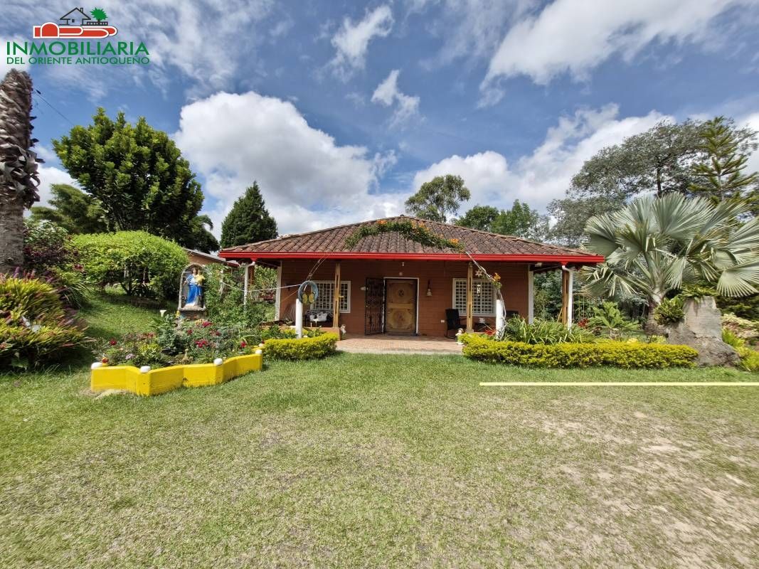 Finca en venta Antioquia Guarne Guarne 6400 m2 Habitaciones 3 Baños 3 Garajes 2 Precio $1200000000