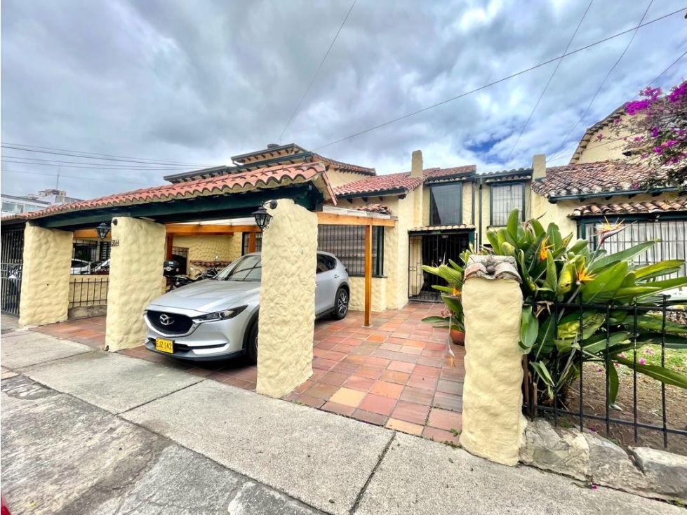 Casa en arriendo Cundinamarca Bogotá San José Del Prado 264 m2 Habitaciones 3 Baños 2 Garajes 2 Precio $7500000