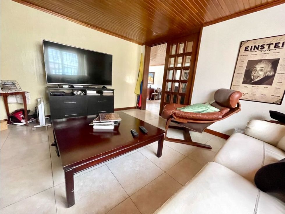 Casa en arriendo Cundinamarca Bogotá San José Del Prado 264 m2 Habitaciones 3 Baños 2 Garajes 2 Precio $7500000