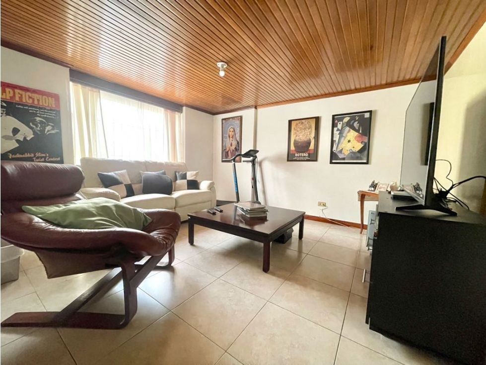 Casa en arriendo Cundinamarca Bogotá San José Del Prado 264 m2 Habitaciones 3 Baños 2 Garajes 2 Precio $7500000