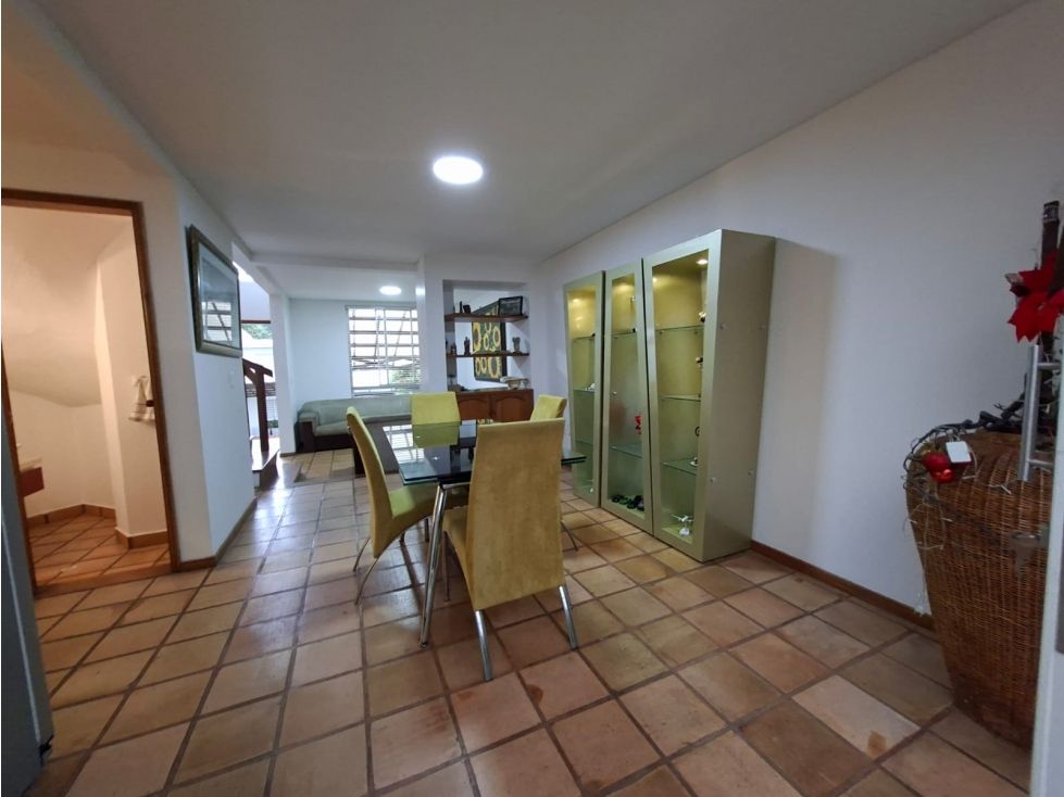 Casa en venta Caldas Manizales Cr Colinas Del Viento 137 m2 Habitaciones 3 Baños 3 Garajes 2 Precio $750000000