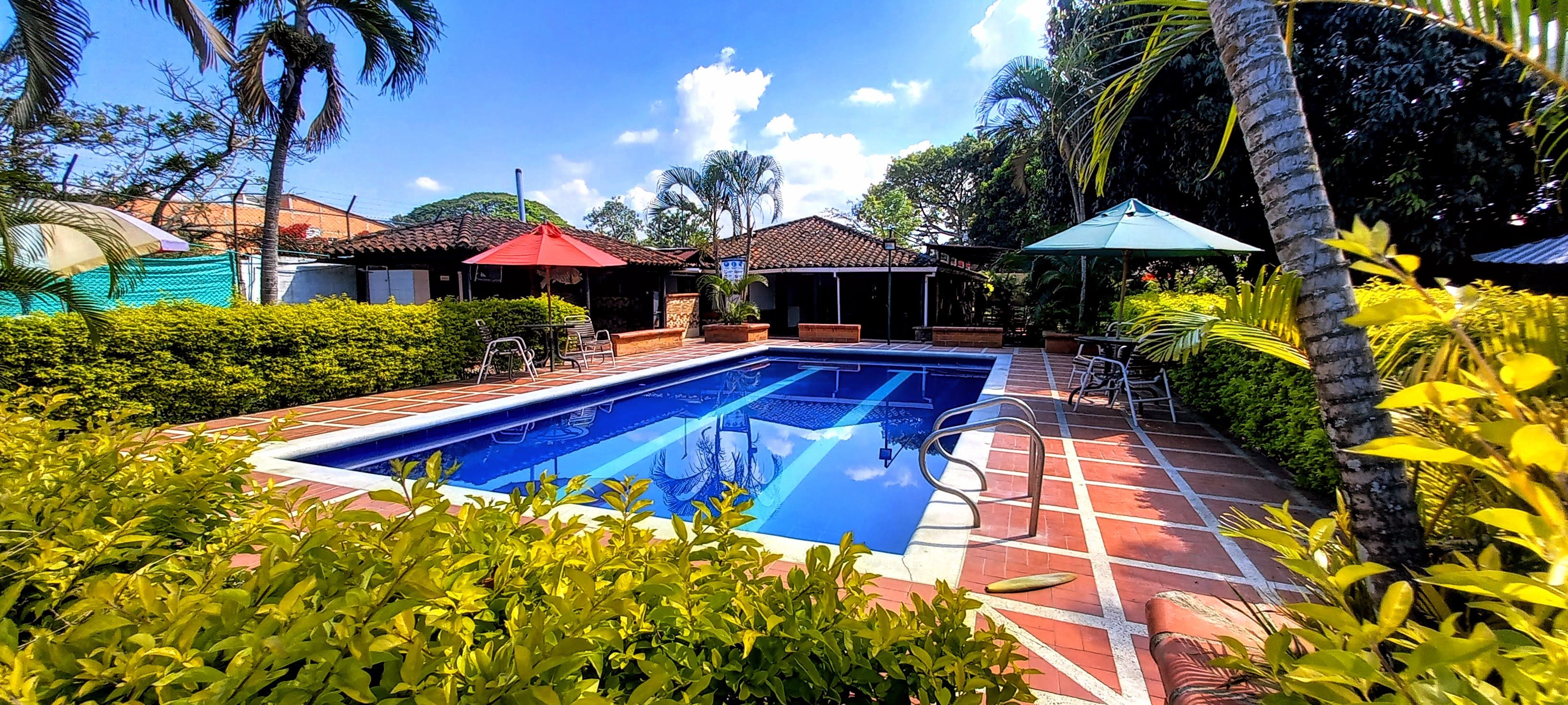 Finca en arriendo Valle Del Cauca Palmira Palmira 500 m2 Habitaciones 5 Baños 7 Garajes 6 Precio $975000