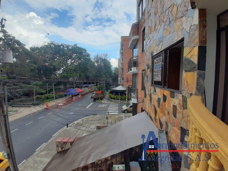 Apartamento en arriendo Antioquia Medellín Santa Rosa De Lima 60 m2 Habitaciones 2 Baños 1 Garajes 0 Precio $1800000