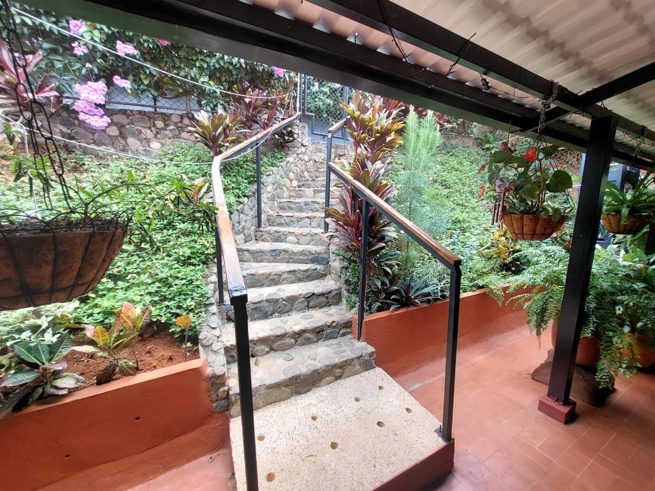 Casa en venta Valle Del Cauca Cali Br Cañaveral 155 m2 Habitaciones 2 Baños 1 Garajes 1 Precio $270000000