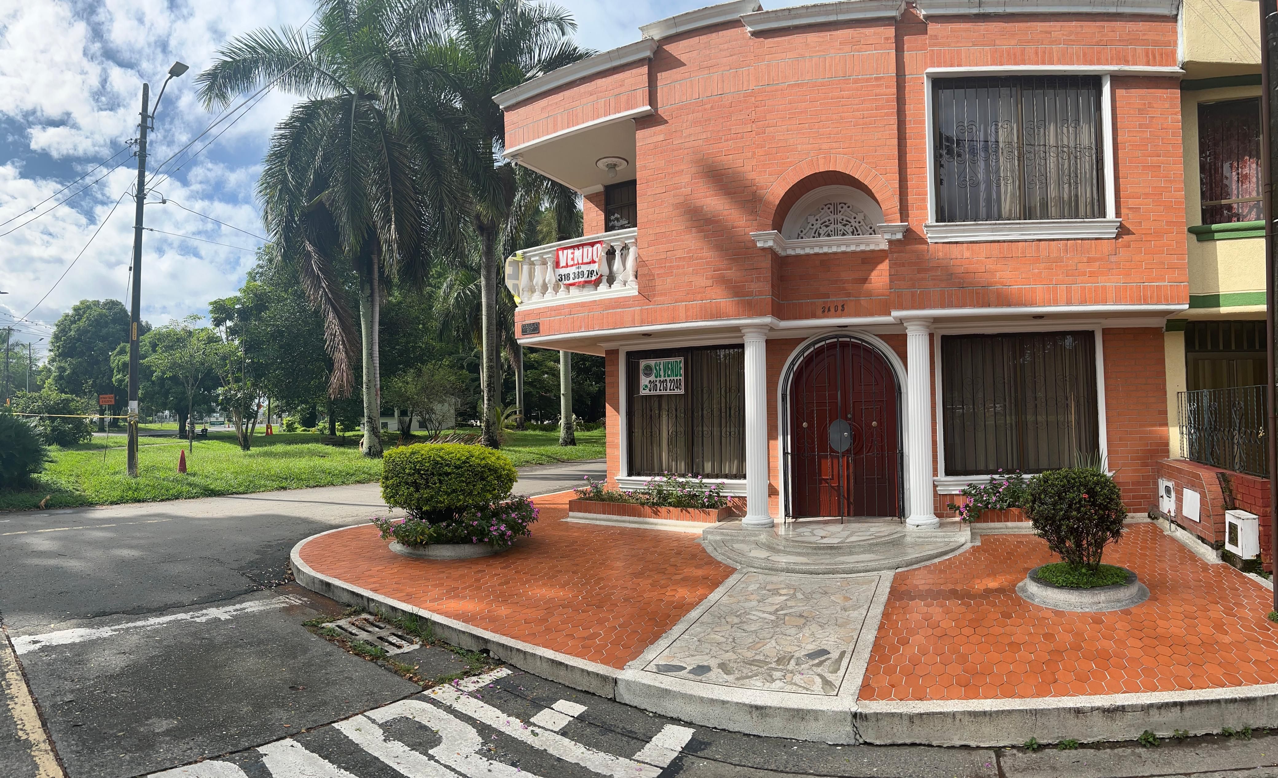 Casa en venta Valle Del Cauca Palmira Las Flores 300 m2 Habitaciones 5 Baños 5 Garajes 2 Precio $770000000