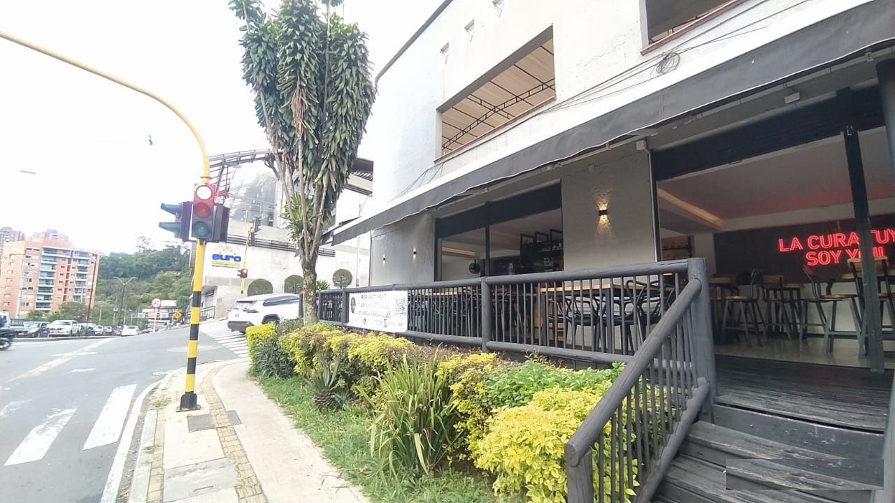 Local en arriendo Antioquia Envigado El Chocho 144 m2 Habitaciones 0 Baños 1 Garajes 0 Precio $8000000