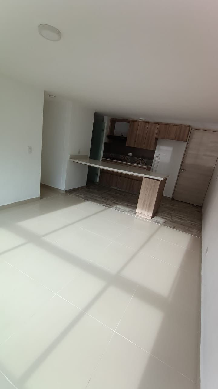 Apartamento en arriendo Antioquia Bello Centro 70 m2 Habitaciones 3 Baños 2 Garajes 1 Precio $1600000