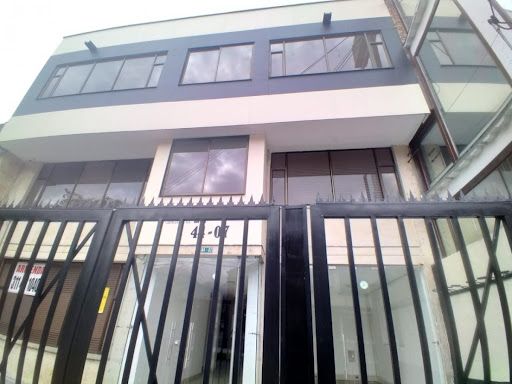 Edificio en venta Cundinamarca Bogotá Santa Teresita 650 m2 Habitaciones 1 Baños 4 Garajes 4 Precio $3800000000