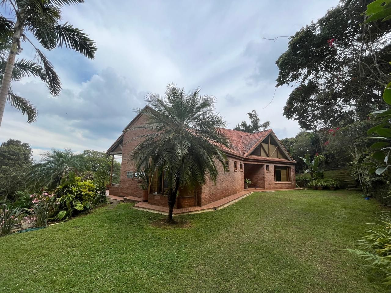 Casa Campestre en arriendo Valle Del Cauca Yumbo Mompox 60 m2 Habitaciones 3 Baños 2 Garajes 0 Precio $7800000