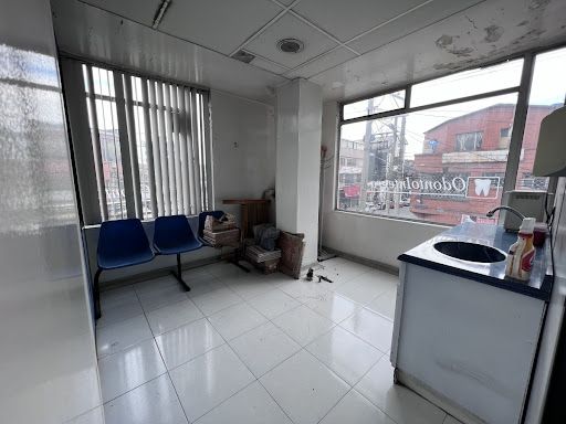 Local en venta Cundinamarca Bogotá Doce De Octubre 396 m2 Habitaciones 0 Baños 4 Garajes 4 Precio $1990000000