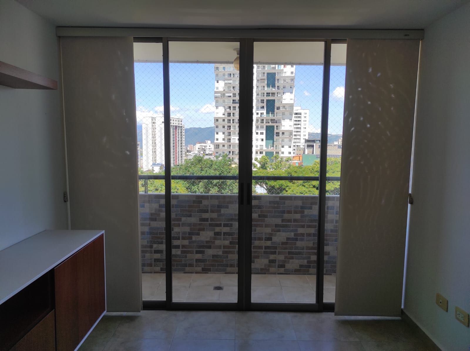 Apartamento en arriendo Santander Bucaramanga Bolivar 80 m2 Habitaciones 3 Baños 2 Garajes 1 Precio $1792000