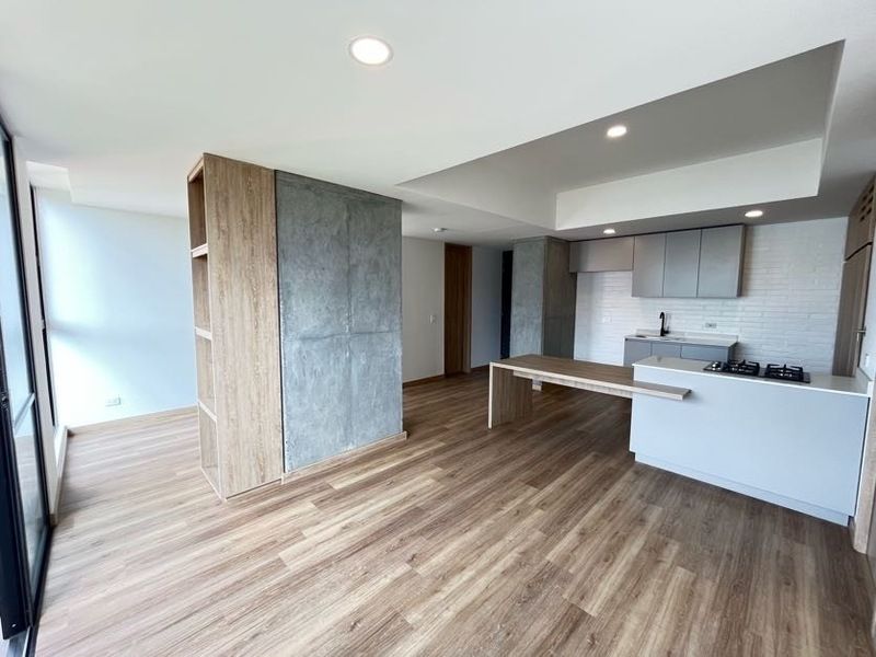 Apartaestudio en arriendo Antioquia Envigado Loma Del Barro 65 m2 Habitaciones 1 Baños 2 Garajes 1 Precio $3200000