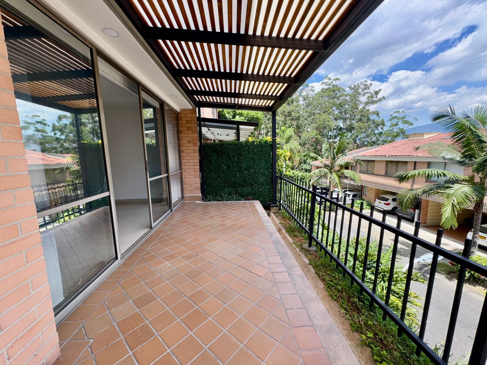 Casa en arriendo Antioquia Envigado Zúñiga 153 m2 Habitaciones 3 Baños 3 Garajes 4 Precio $7900000