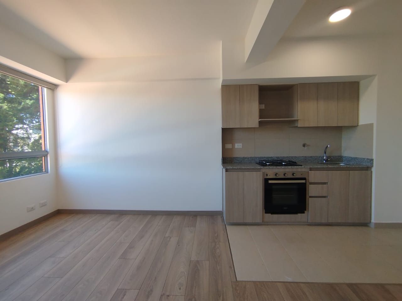 Apartaestudio en arriendo Antioquia Rionegro El Porvenir 41 m2 Habitaciones 1 Baños 2 Garajes 1 Precio $1900000